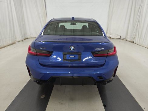 Certified 2023 BMW 330i xDrive Sedan w/ M Sport Package AWD/4WD image 6