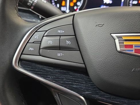 Certified 2024 Cadillac XT5 Premium Luxury w/ Technology Package FWD image 13