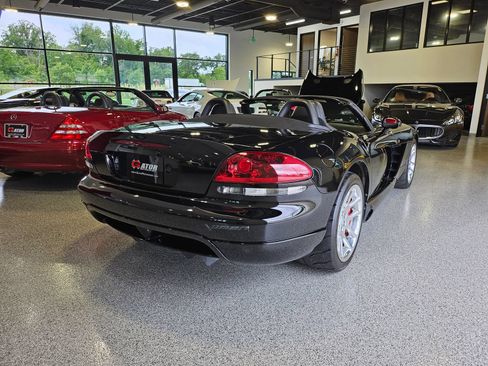 Used 2005 Dodge Viper SRT-10 RWD image 6