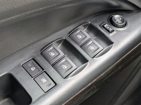 Used 2019 GMC Canyon SLT w/ Driver Alert Package image 24