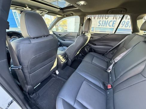 Used 2022 Subaru Outback Wilderness w/ Wilderness Package image 9