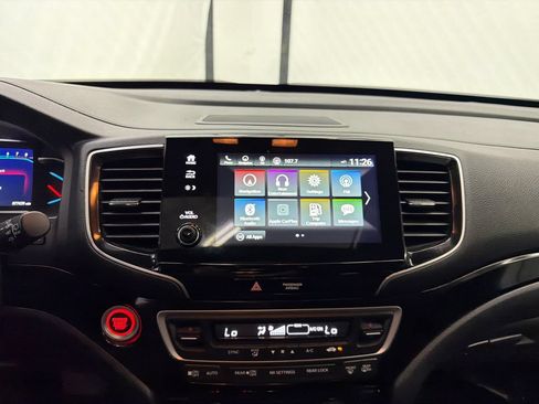 Used 2022 Honda Pilot Touring image 30