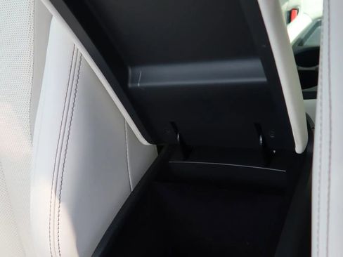 Used 2019 INFINITI Q60 Red Sport 400 w/ Cargo Package image 23