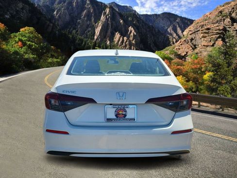 Used 2025 Honda Civic LX image 4