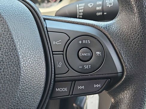 Used 2023 Toyota RAV4 LE FWD image 23