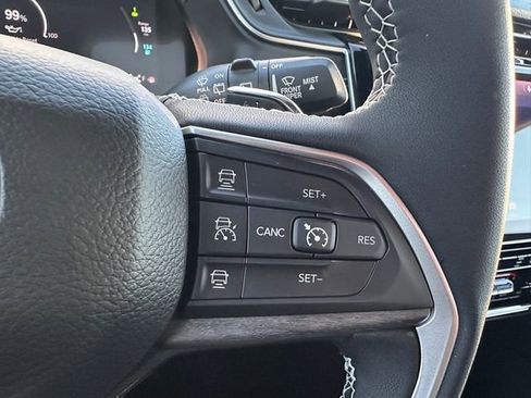 Used 2024 Jeep Grand Cherokee Limited 4xe image 24