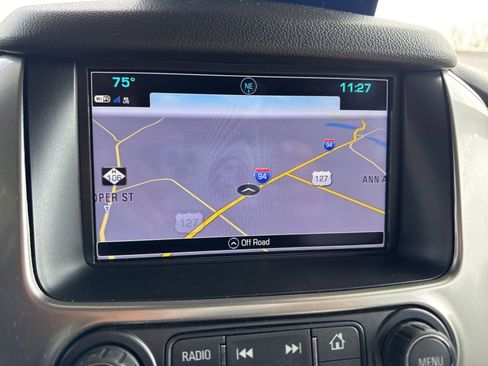 Used 2019 Chevrolet Suburban LT AWD/4WD image 31