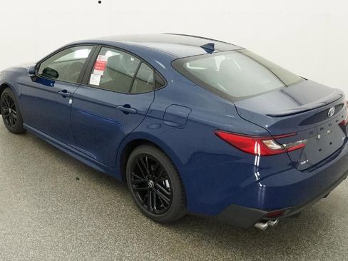 New 2026 Toyota Camry SE FWD image 5