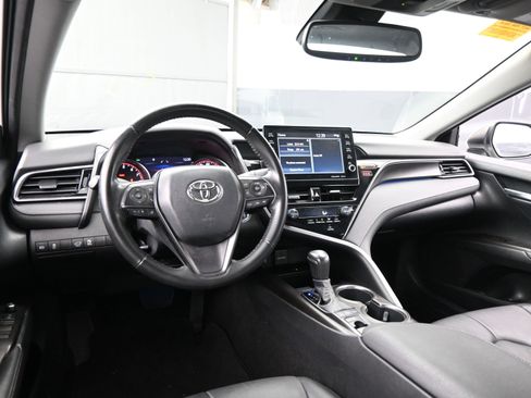 Used 2023 Toyota Camry XSE image 19