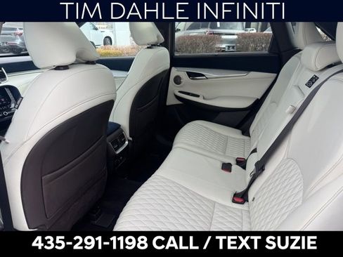 Used 2019 INFINITI QX50 Essential w/ Sensory Package image 15