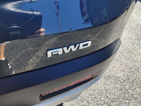 Used 2019 GMC Acadia SLE image 6