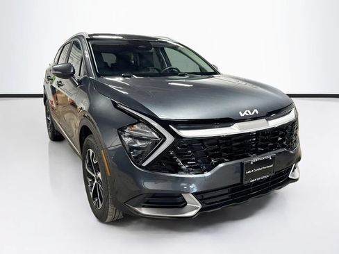 Used 2023 Kia Sportage EX AWD/4WD image 1