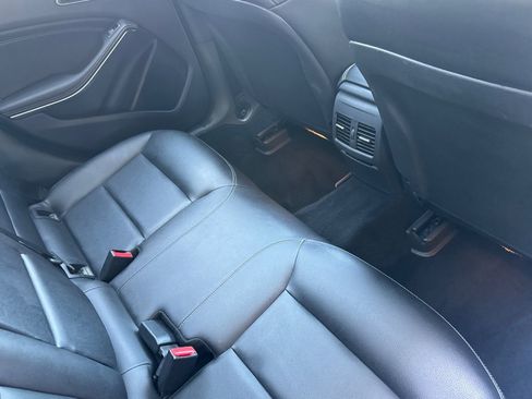 Certified 2017 Mercedes-Benz GLA 250 4MATIC image 30
