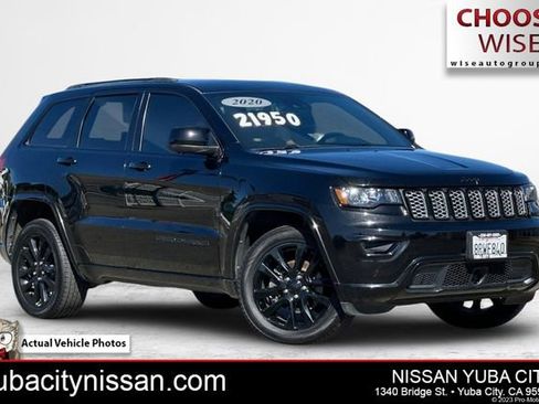 Used 2020 Jeep Grand Cherokee Altitude AWD/4WD image 1