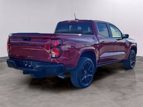 Certified 2025 Chevrolet Colorado Z71 w/ Z71 Convenience Package 2 image 4