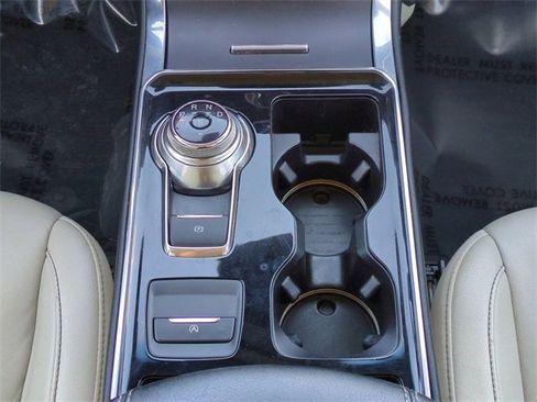 Certified 2019 Ford Edge Titanium image 19