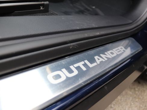 New 2026 Mitsubishi Outlander SEL image 40