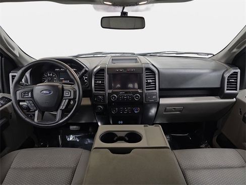 Used 2018 Ford F150 XLT w/ Equipment Group 302A Luxury image 10