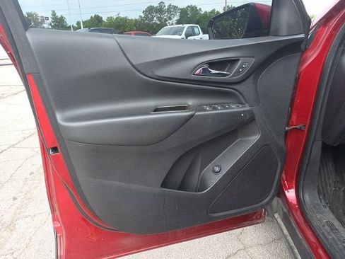 Used 2023 Chevrolet Equinox LT FWD image 11
