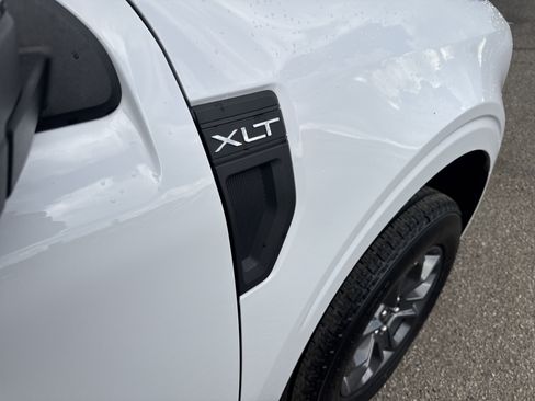 Used 2024 Ford Maverick XLT w/ XLT Luxury Package FWD image 15