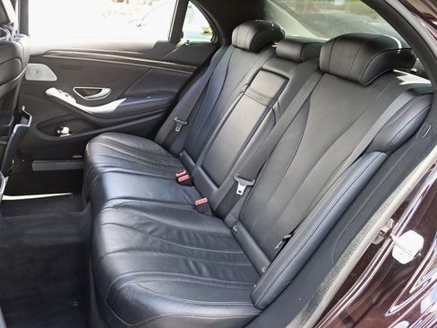 Used 2015 Mercedes-Benz S 550 4MATIC Sedan image 30