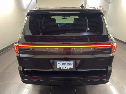 New 2026 Lincoln Navigator Black Label AWD/4WD image 5