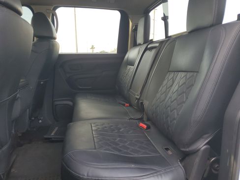 Used 2019 Nissan Titan S w/ S Utility Package image 16