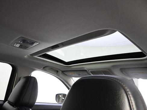 Used 2023 MAZDA CX-5 AWD 2.5 S w/ Premium Plus Pkg image 17