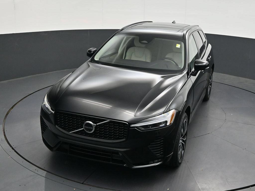 Certified 2024 Volvo XC60 B5 Plus w/ Protection Package Premier AWD/4WD image 24