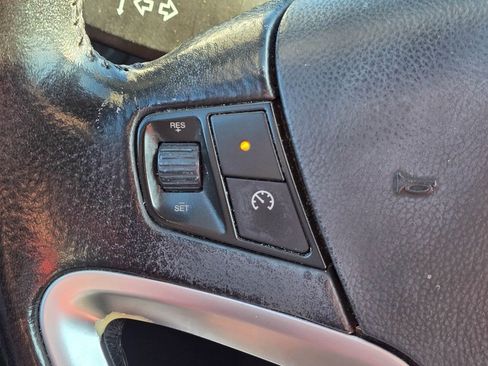 Used 2014 Chevrolet Captiva Sport LS FWD image 19
