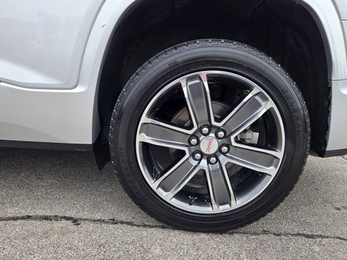 Used 2018 GMC Acadia Denali AWD/4WD image 17