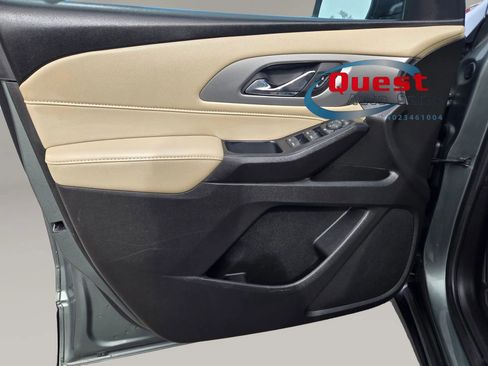 Used 2022 Chevrolet Traverse LT AWD/4WD image 34