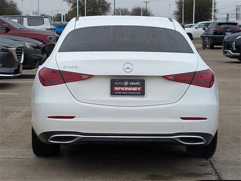Used 2022 Mercedes-Benz C 300 Sedan image 5