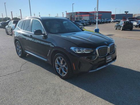 Used 2024 BMW X3 sDrive30i w/ Premium Package w/ZPA image 2