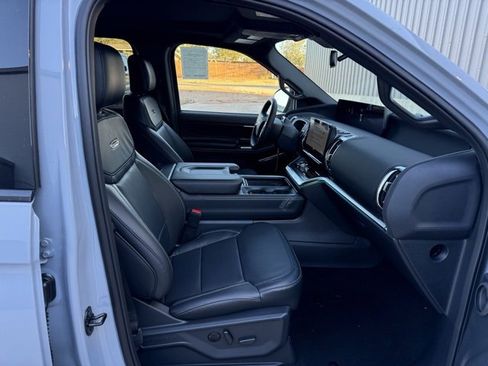 New 2025 Ford Expedition Max Platinum w/ Stealth Appearance Package image 11