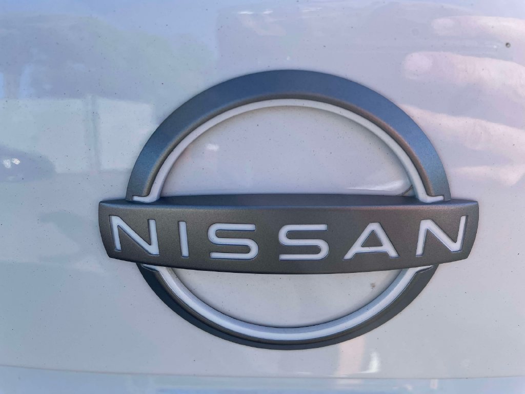Used 2025 Nissan Sentra SV FWD image 13