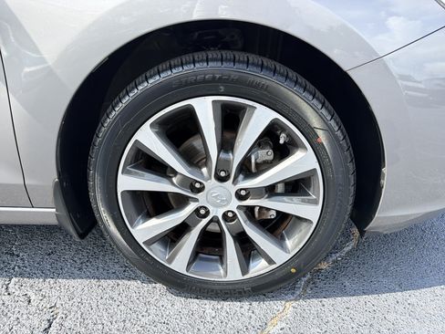Used 2020 Hyundai Elantra GT w/ Style Package 02 FWD image 27