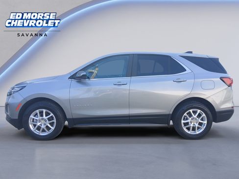 Used 2023 Chevrolet Equinox LT w/ LPO, Floor Liner Package AWD/4WD image 2