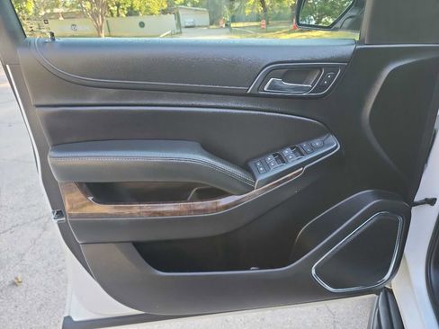 Used 2019 Chevrolet Tahoe POLICE w/ Remote Keyless Entry Package image 13