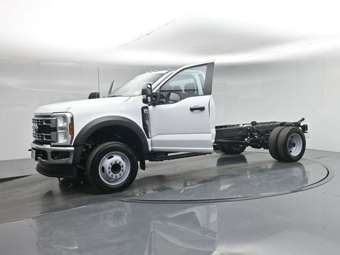 New 2026 Ford F550 2WD Regular Cab Super Duty image 5