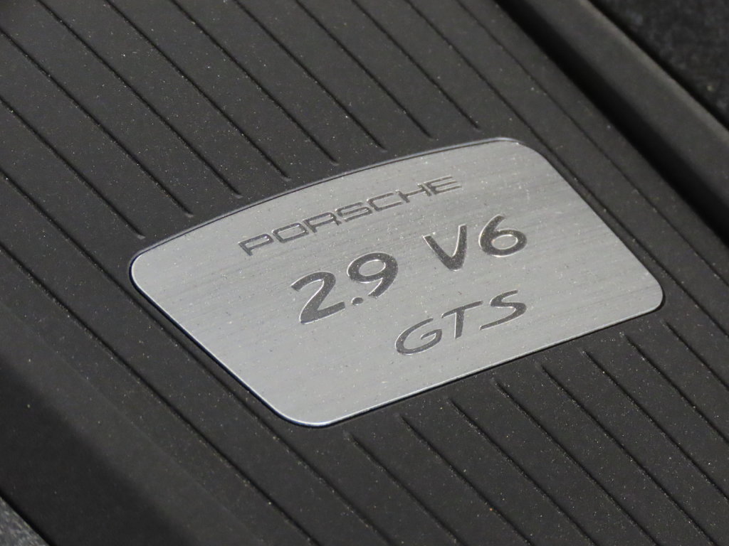 Certified 2026 Porsche Macan GTS AWD/4WD image 51