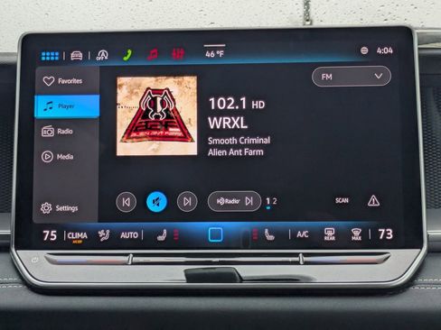 New 2026 Volkswagen Tiguan SE image 18