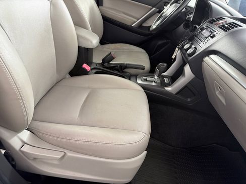 Used 2014 Subaru Forester 2.5i Limited w/ Popular Package #2 AWD/4WD image 21
