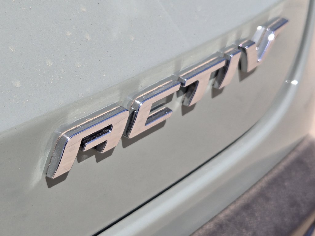 New 2026 Chevrolet Trax ACTIV w/ Driver Confidence Package FWD image 9