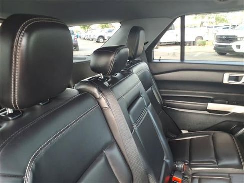 Certified 2021 Ford Explorer XLT w/ Equipment Group 202A image 16