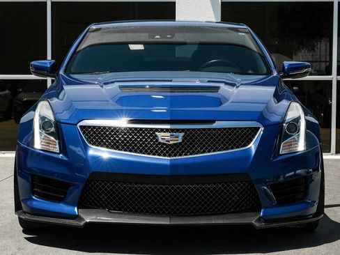 Used 2019 Cadillac ATS V w/ Luxury Package RWD image 6
