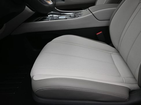 Used 2026 INFINITI QX60 Pure w/ Cargo Package FWD image 13