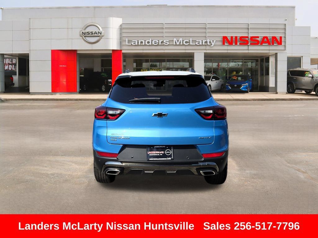 Used 2025 Chevrolet TrailBlazer ACTIV w/ Driver Confidence Package AWD/4WD image 5