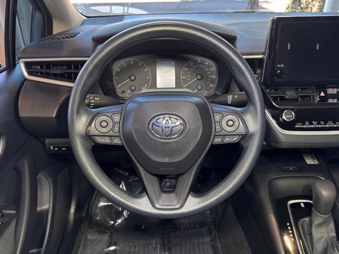 Certified 2025 Toyota Corolla LE w/ LE Premium Package FWD image 20