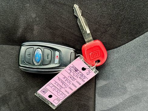 Used 2022 Subaru WRX Limited AWD/4WD image 34